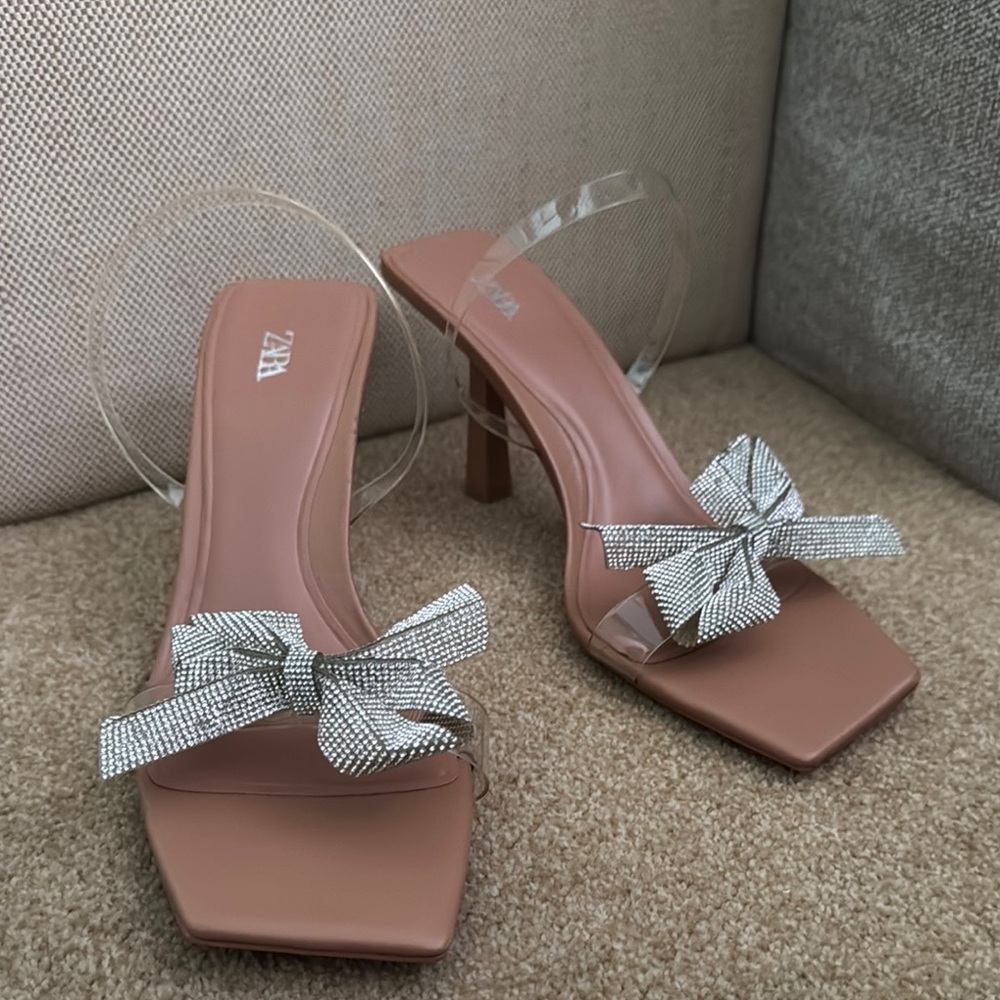 Zara Women's Tan Heeled Sandals with Silver Bow and Clear Straps
